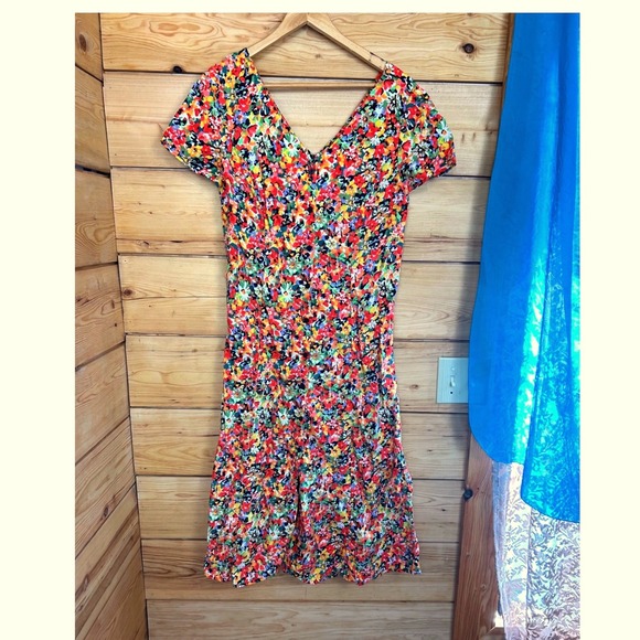 J. Crew Dresses & Skirts - Vintage J. Crew Floral V-Neck Button Front Midi Dress 100% Cotton Cottagecore